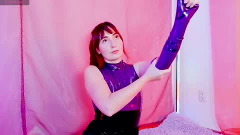 Snapshot of neonaesthetrix chatting on 02.16.25 Neon Aesthetrix online show from 02.16.25