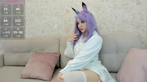 Snapshot of neonkoi chatting on 05.12.26 Luna online show from 05.12.26