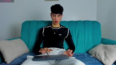  NeoRaptis  jhonatan  online show from 01.31.25