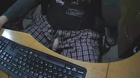 Snapshot of neotee3 chatting on 11.23.25 Neotee online show from 11.23.25