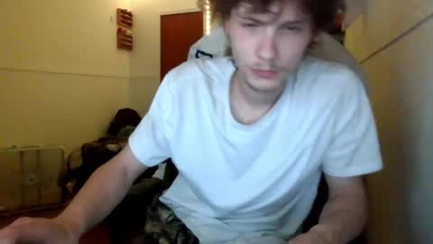 Snapshot of nephew_p chatting on 06.08.26 nephew_p online show from 06.08.26