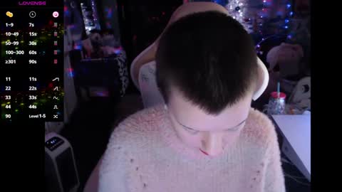 Snapshot of nerdy_squirty chatting on 01.05.25 NerdySquirty online show from 01.05.25