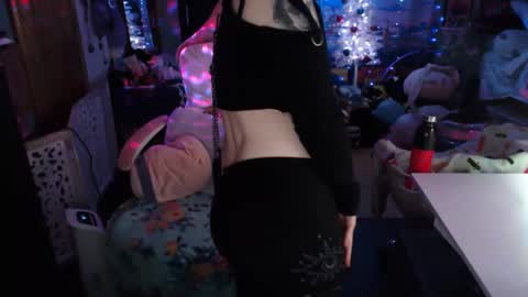 Snapshot of nerdy_squirty chatting on 01.07.25 NerdySquirty online show from 01.07.25