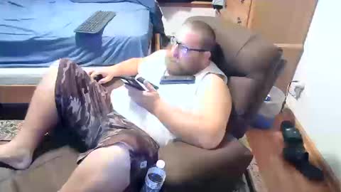 Snapshot of nerdychub4fun chatting on 10.17.25 nerdychub4fun online show from 10.17.25