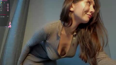 Nessa online show from 07.12.26