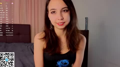 Snapshot of nerixalvire chatting on 06.07.26 Emily online show from 06.07.26