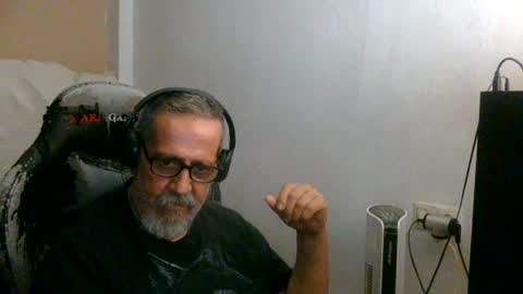 Snapshot of neron401 chatting on 07.05.26 neron401 online show from 07.05.26
