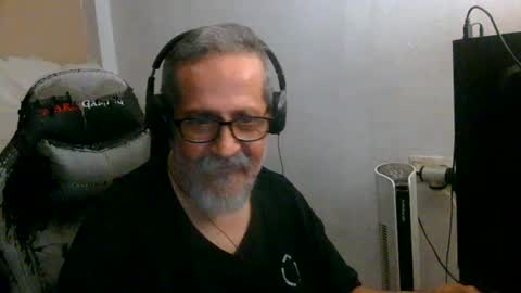 Snapshot of neron401 chatting on 07.15.26 neron401 online show from 07.15.26