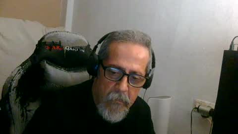 Snapshot of neron401 chatting on 07.18.26 neron401 online show from 07.18.26