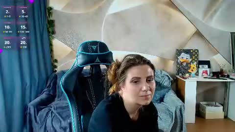 Snapshot of nerravn chatting on 07.21.26 Millie Mint online show from 07.21.26