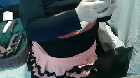 neslihan online show from 02.11.25