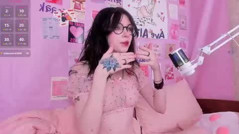 Snapshot of nesssav chatting on 02.04.26 Nessa online show from 02.04.26