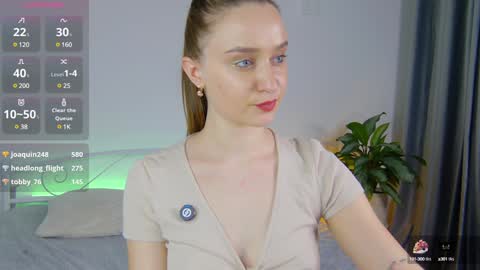 Snapshot of nestygrey chatting on 02.03.25 Nesty online show from 02.03.25