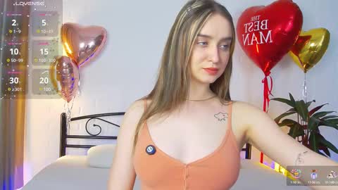 Snapshot of nestygrey chatting on 02.13.25 Nesty online show from 02.13.25