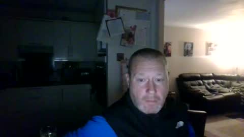 Snapshot of nesuk chatting on 10.25.25 nesuk online show from 10.25.25