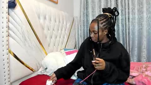 Snapshot of netfux_and_chill chatting on 02.03.26 netfux_and_chill online show from 02.03.26