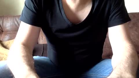 Neu242Gierig online show from 01.17.25