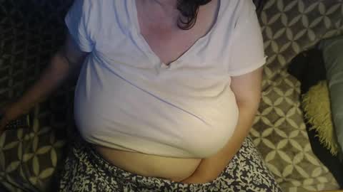 Snapshot of new_milf chatting on 06.03.26 Lilly online show from 06.03.26