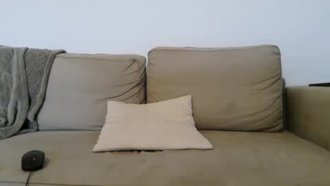 Snapshot of new_simi_74 chatting on 01.01.25 simi online show from 01.01.25