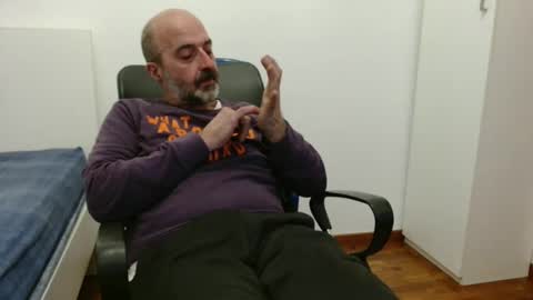 Snapshot of new_simi_74 chatting on 11.01.25 simi online show from 11.01.25