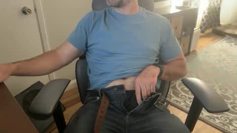 newguy_097 online show from 10.02.25