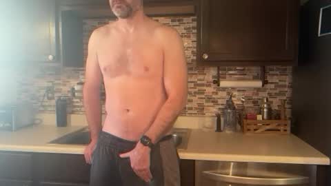 newguy_097 online show from 12.14.25