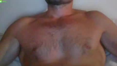 Snapshot of newtyguy90 chatting on 07.01.26 newtyguy90 online show from 07.01.26
