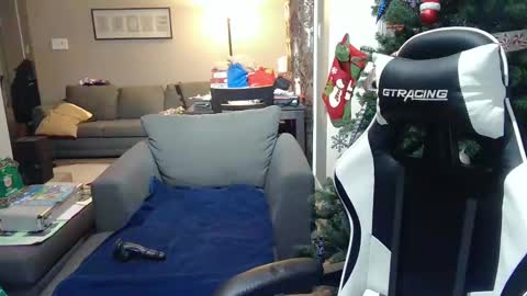 Snapshot of newvvorld chatting on 12.25.24 NewWorld online show from 12.25.24