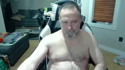 Snapshot of newvvorld chatting on 02.24.25 NewWorld online show from 02.24.25