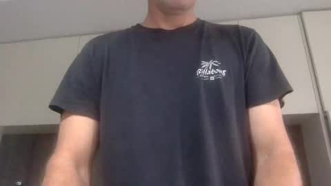 Snapshot of newysub75 chatting on 01.08.25 newysub75 online show from 01.08.25