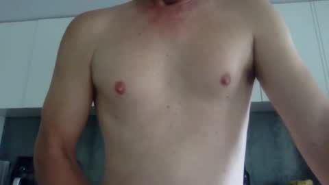 Snapshot of newysub75 chatting on 03.10.25 newysub75 online show from 03.10.25