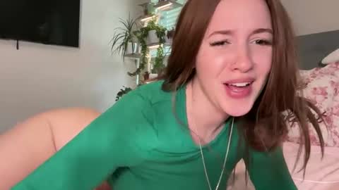 Lauren online show from 04.21.26