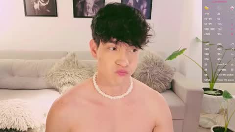 Snapshot of neythan__blaze chatting on 10.15.25 online show from 10.15.25