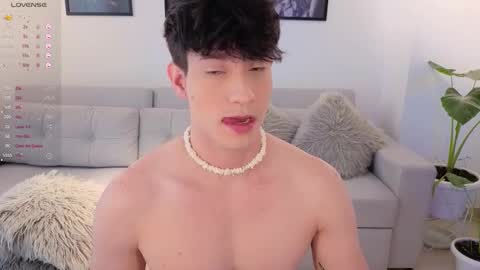   online show from 11.10.25