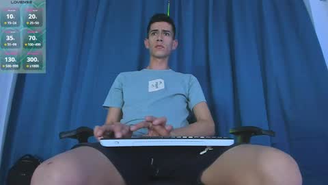 Snapshot of nezonx chatting on 04.09.26 Alex online show from 04.09.26