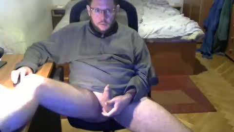 Snapshot of nezoss chatting on 11.11.25 nezoss online show from 11.11.25