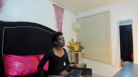 nezuco_tanyiro online show from 10.17.25