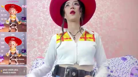 Snapshot of nezuko_mitsuri chatting on 10.28.25 NEZUKO MITSURI online show from 10.28.25