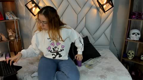 Milena online show from 01.25.25