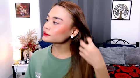 Snapshot of nhicolehollywood chatting on 03.02.25 hottie nicole online show from 03.02.25