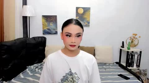 Snapshot of nhicolehollywood chatting on 10.12.25 hottie nicole online show from 10.12.25