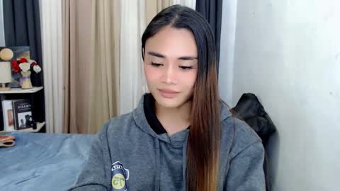 Snapshot of nhicolehollywood chatting on 01.07.26 hottie nicole online show from 01.07.26