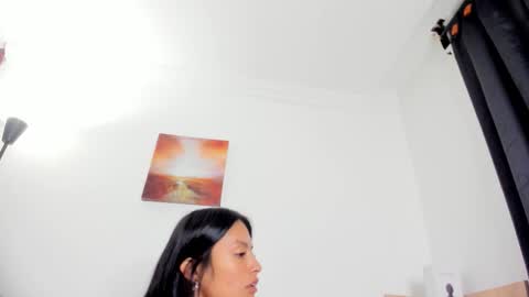 laura  online show from 03.02.26