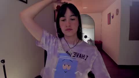 Snapshot of nia_blaze chatting on 06.22.26 Nia online show from 06.22.26