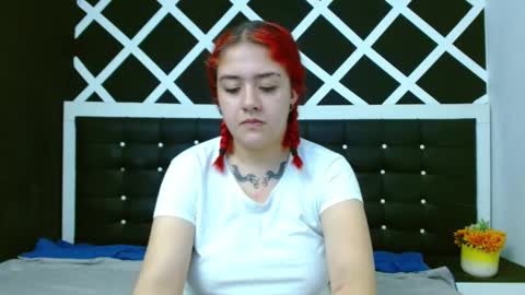 Estefani  online show from 12.17.24