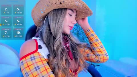 Nia  online show from 10.15.25