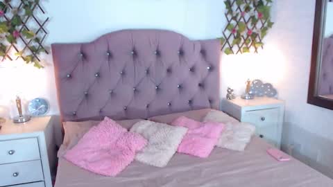 niabussethxxx online show from 11.29.25