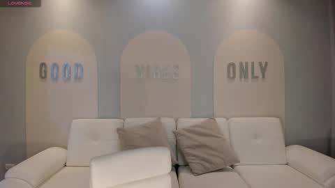 SQUIRTER DOLL    online show from 10.12.25