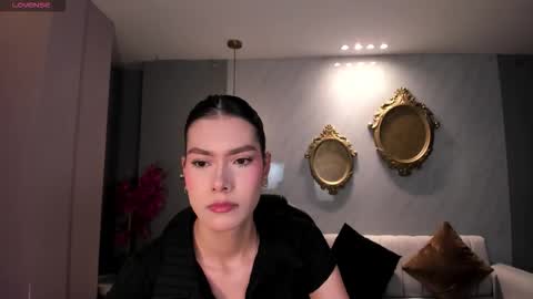 Call me Nia  online show from 03.17.26