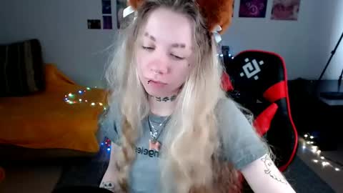 Snapshot of nica_kawaii chatting on 04.28.26 nica_kawaii online show from 04.28.26